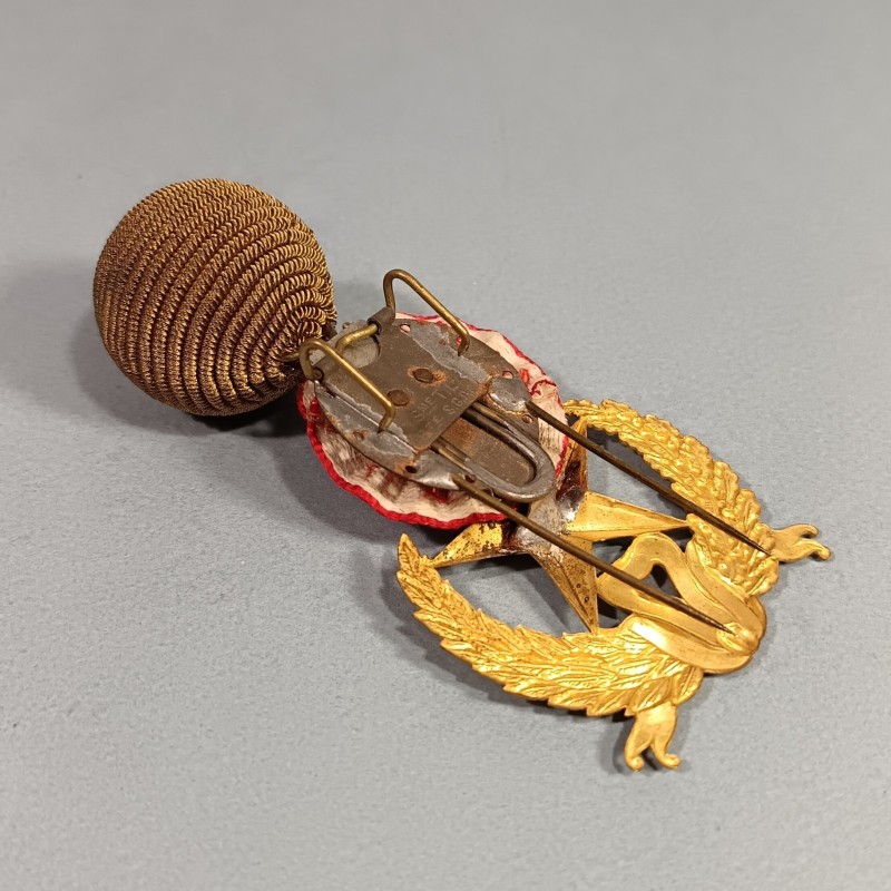 ATTRIBUT OU INSIGNE ET POMPON DE KEPI D'OFFICIERS ET ADJUDANTS MODELE 1886 OFFICIER D'ADMINISTRATION DU SERVICE DE L'INTENDANCE